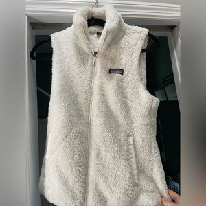 Brand new Patagonia vest cream